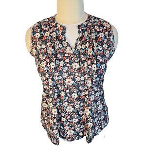 Women's XXL Ditzy Floral Tank Top NWT Pleated Chest Notch Neck
